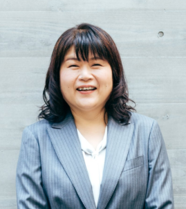 行政書士　尾久　陽子